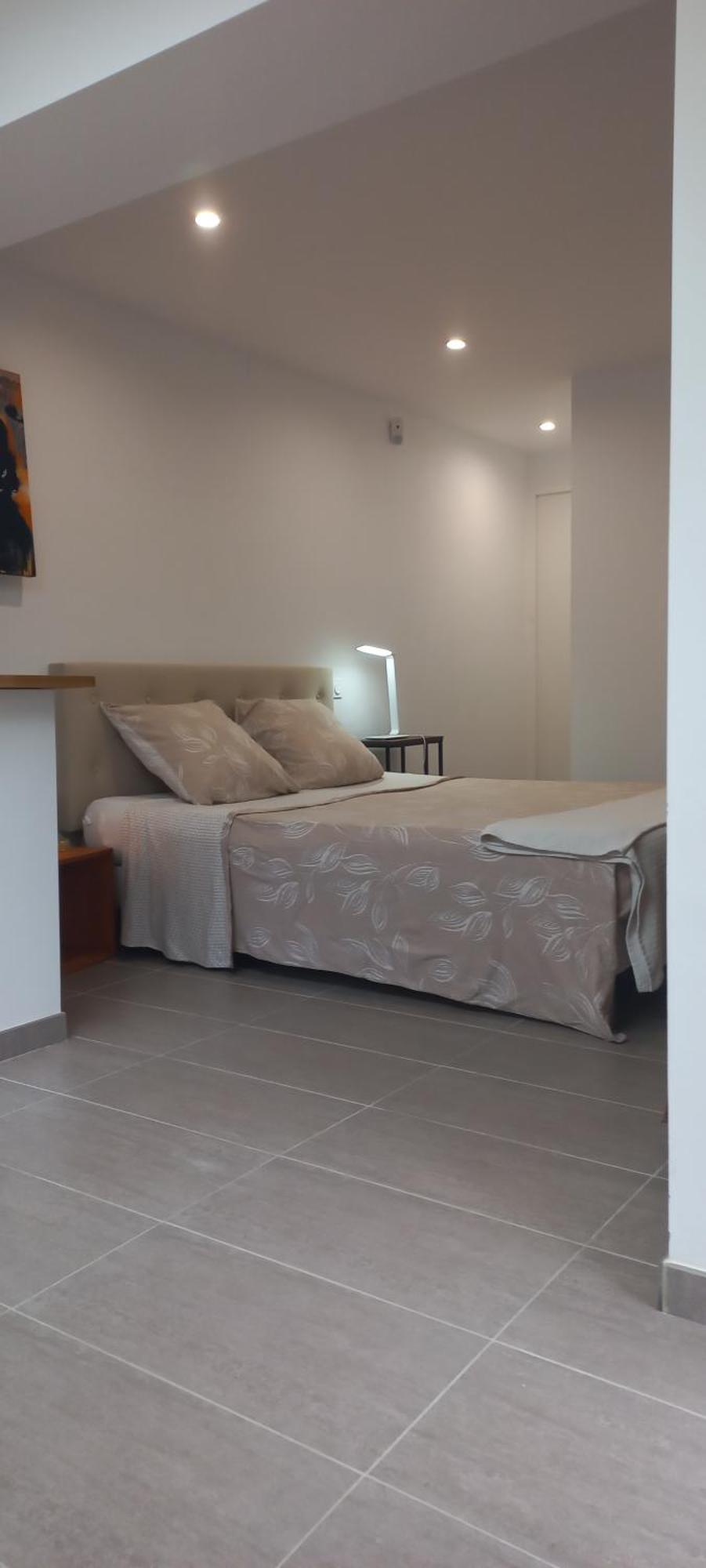 La Casa Bed&Breakfast Entree Independante 26M2 Calme Proche De Tout Wifi Parking Prive Jardin Terrasse Уррюнь Экстерьер фото